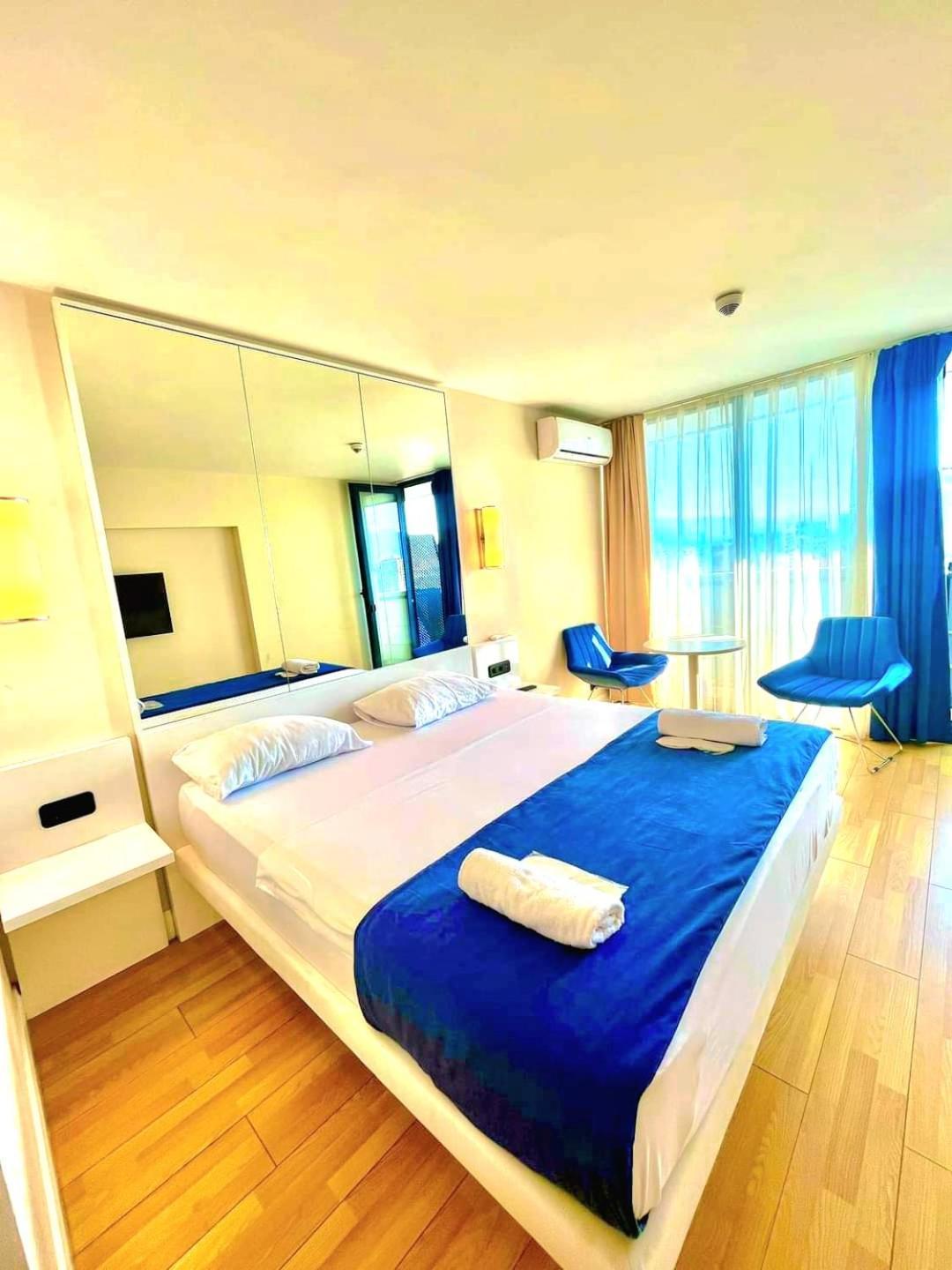 Orbi City A D Apartment Batumi Exterior photo